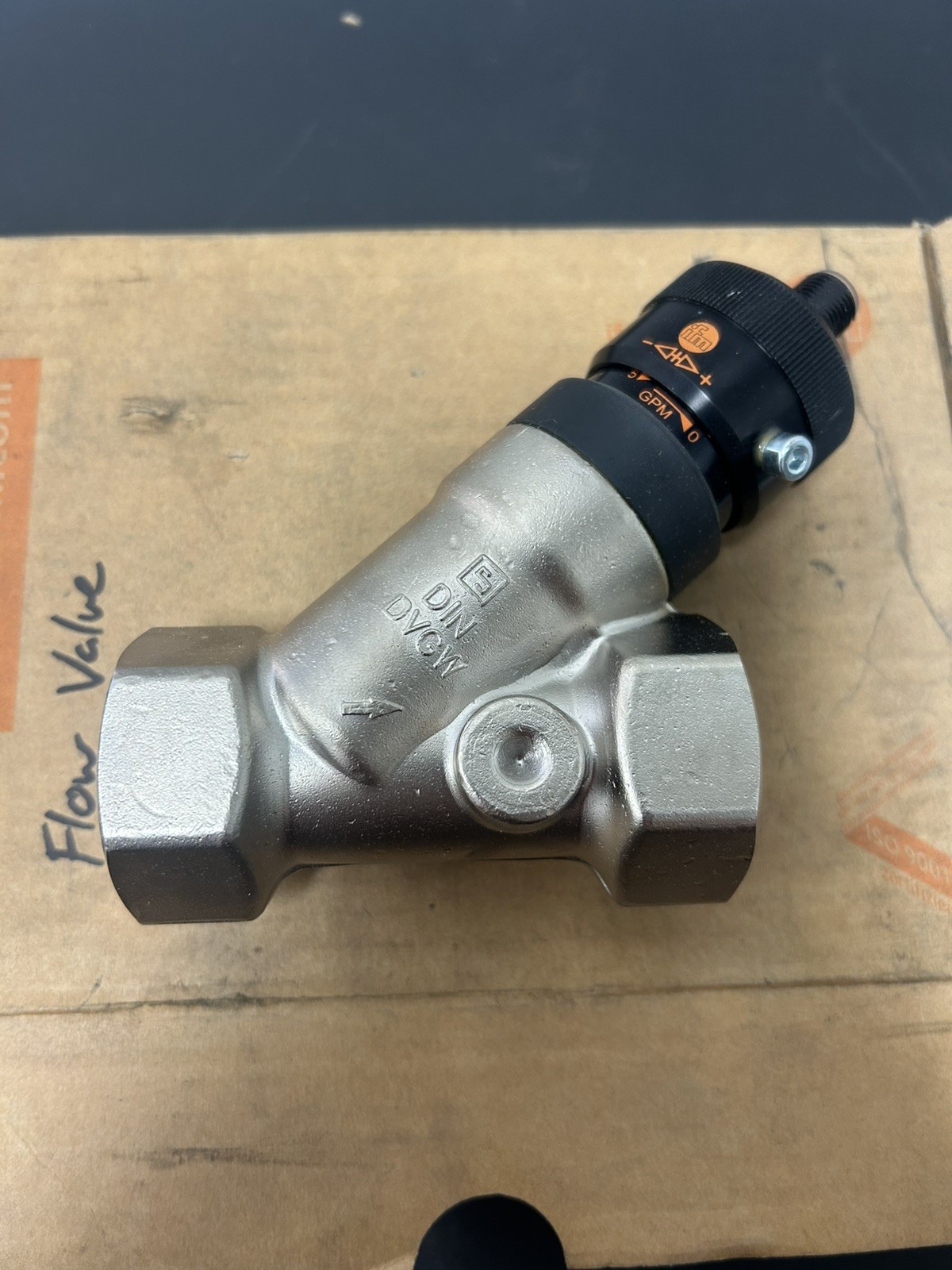 ifm SBN346 1″ Flow Switch w/Back Flow Stop NEW in Box Shipped Priority Mail