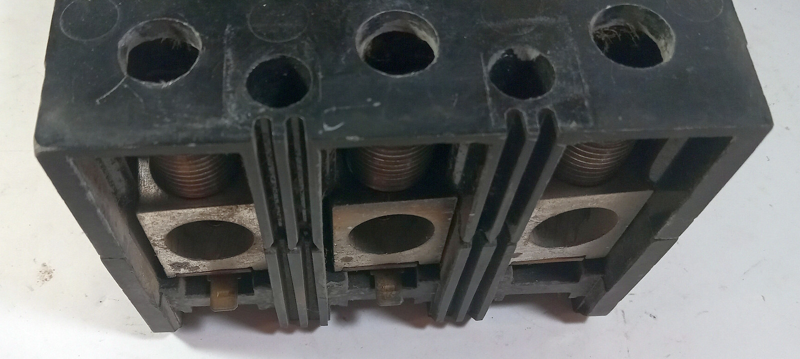 1 USED SQUARE D X13450328-01 250 AMP MOLDED CASE CIRCUIT BREAKER **MAKE OFFER**