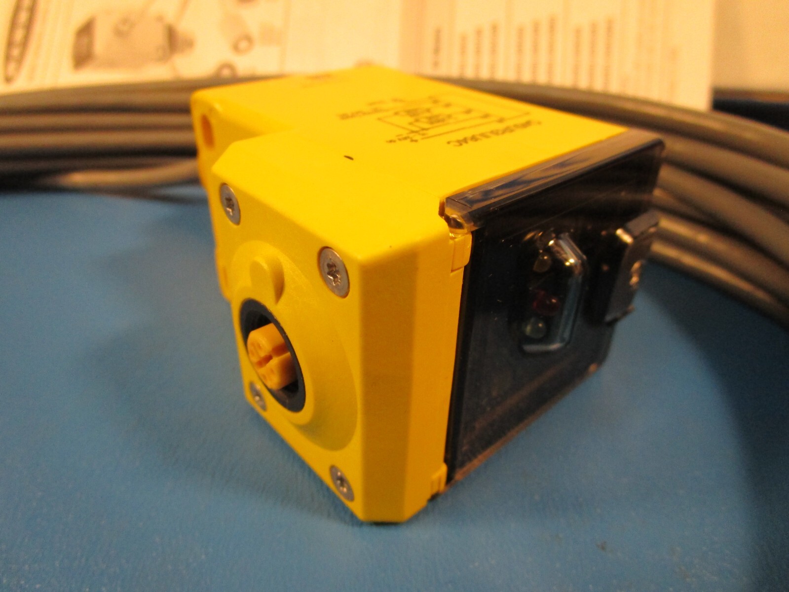 BANNER Q45UR3LIU64C, 57992 Ultrasonic Proximity Controller , 30’ Cable