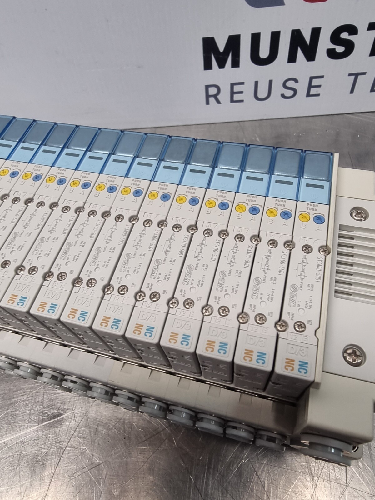 SMC EX260-SPR5 Profibus Module c/w 16 no. SY3A00-5UD1 Modules