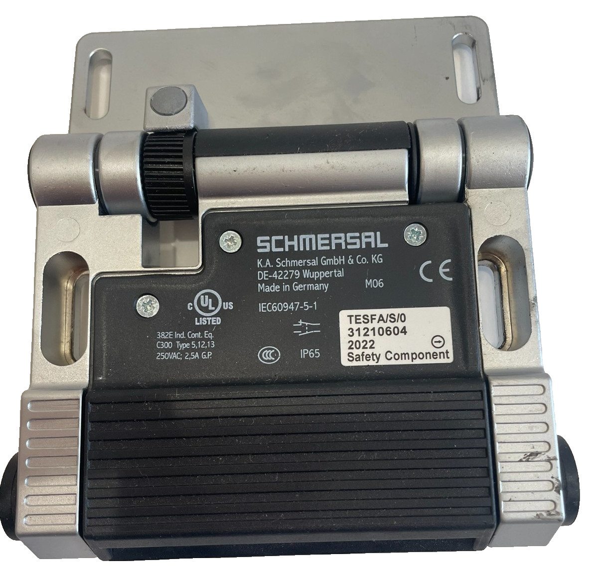 NEW SCHMERSAL TESFA/S/0 HINGE SWITCH 101182063 TESFAS0