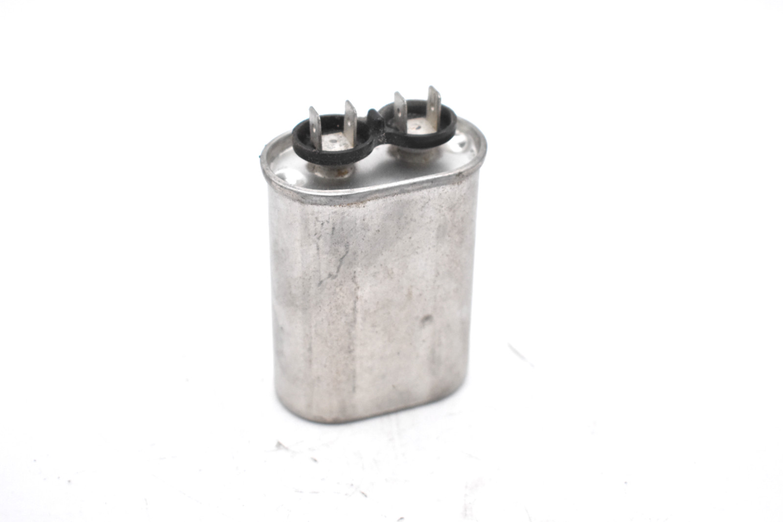 MAGNETEK VC10030CATR 10UF 3% 300VAC 100C MAX 60HZ CAPACITOR