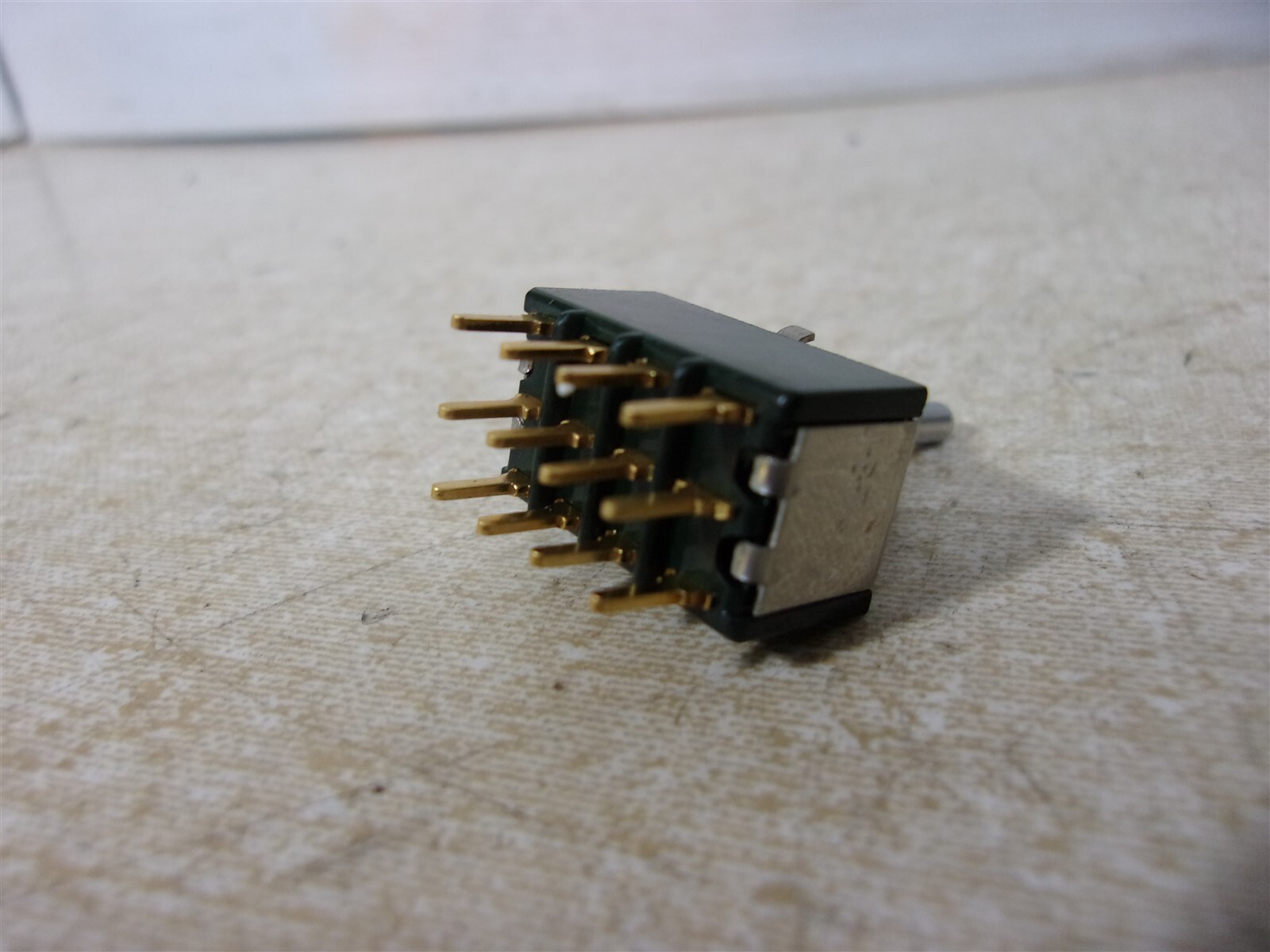NEW J-B-T 3-Way 12-Pin Miniature Toggle Switch *FREE SHIPPING*