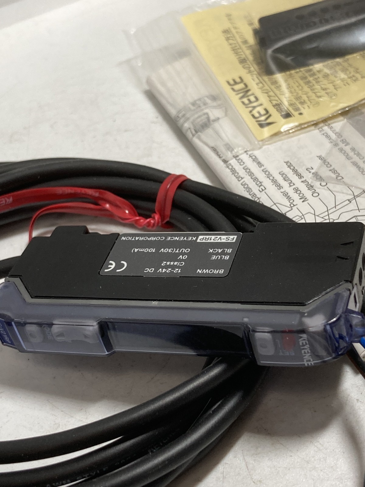 KEYENCE FS-V21RP DIGITAL FIBER SENSOR 12-24VDC CLASS 2 PHOTOELECTRIC SENSOR NNB