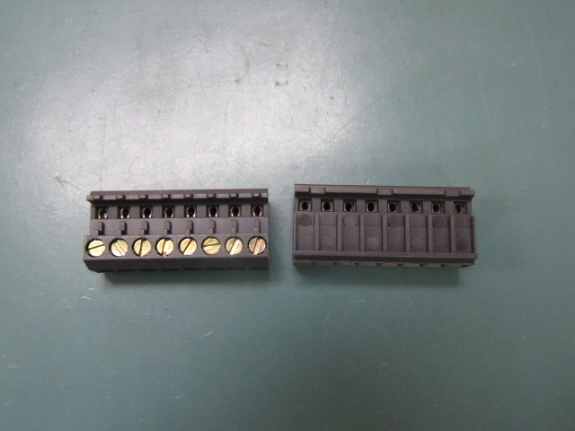 WECO 930-FL-DS/08 Qty of 15 per Lot PLUG PLUG-IN S; Plug; Plug-In Screw; 8; 30