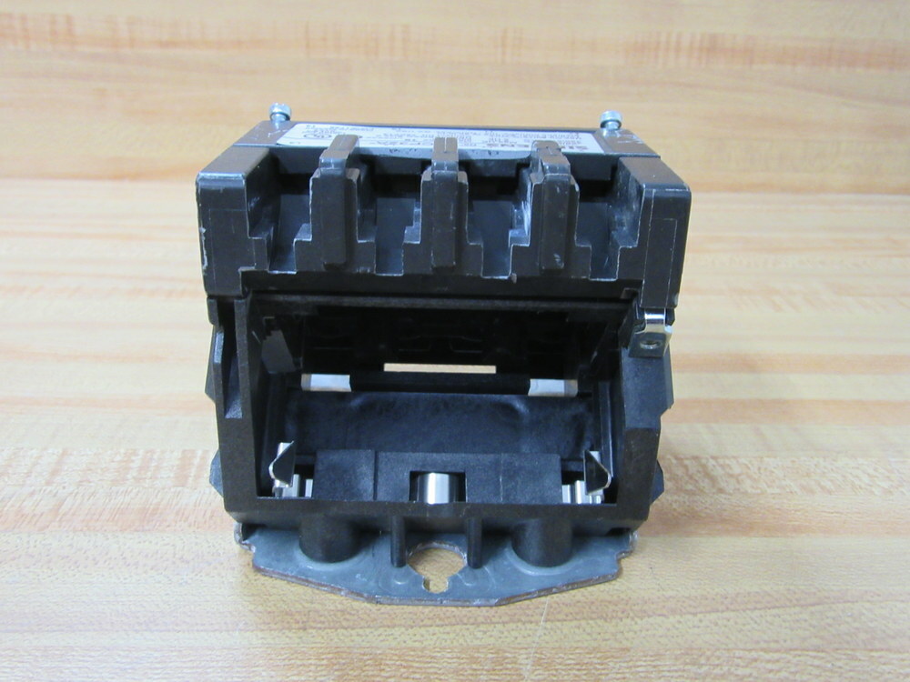 Siemens 40CP32AF Heavy Duty Motor Starter Upper And Lower Deck