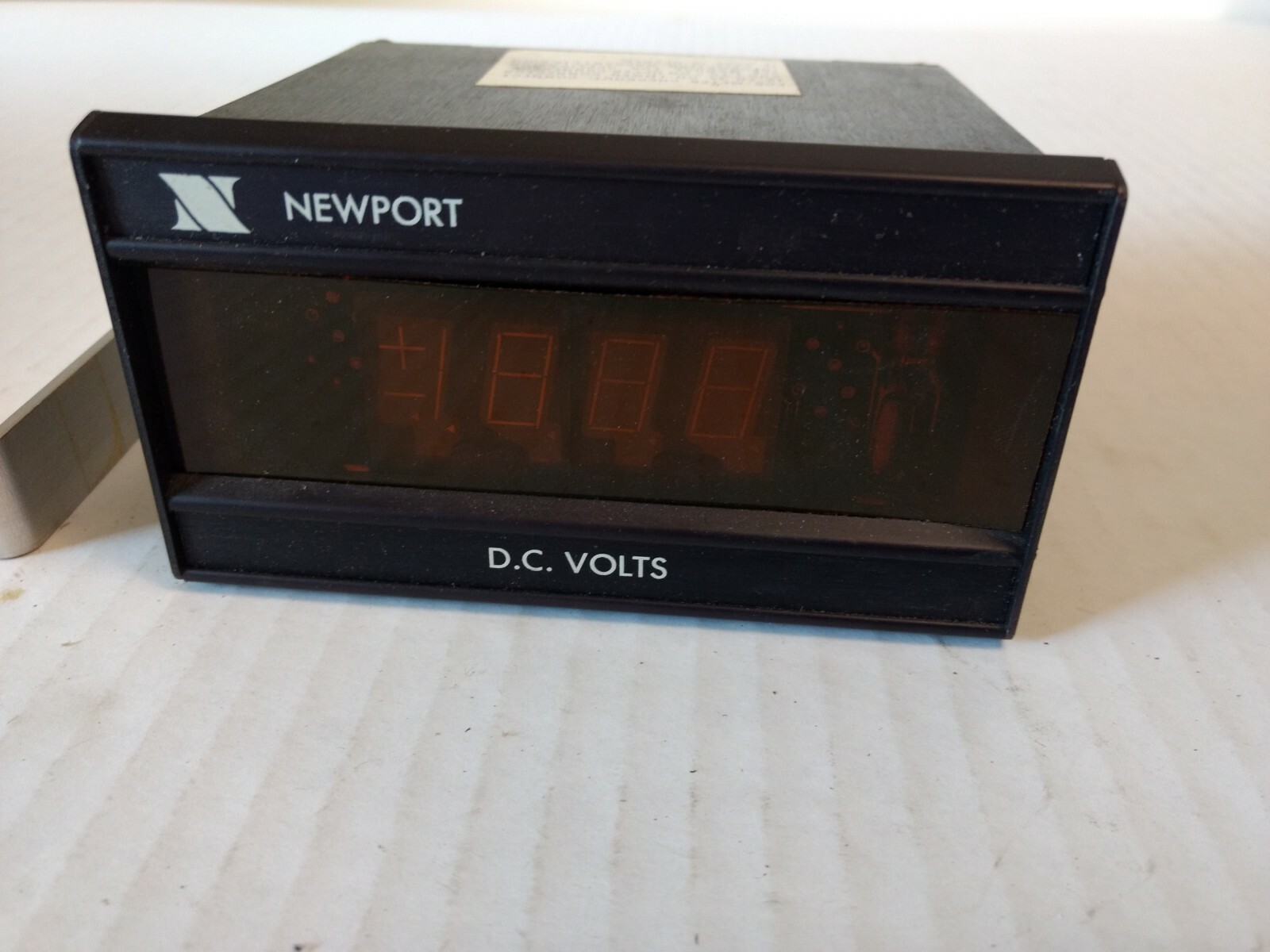 newport laboratories dc volts 24479 200as-3 a3 , d2