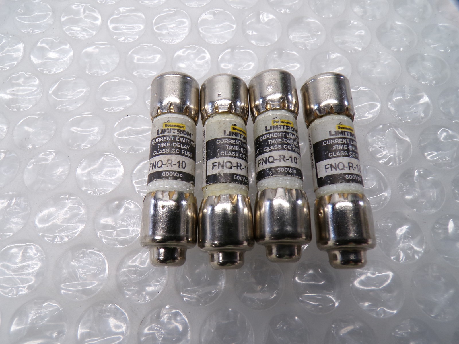 BUSSMANN FNQ-R-10 FUSE LOT OF 4 NSNP