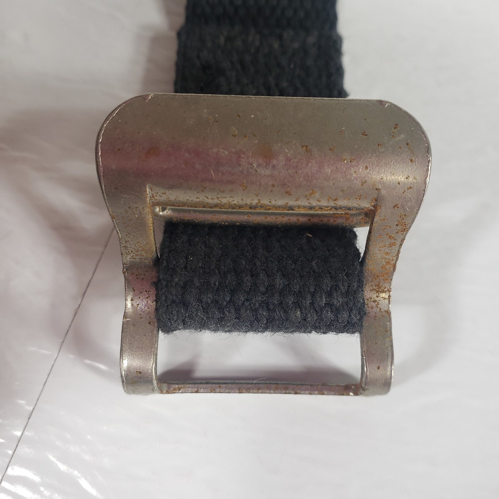 OHAUS 9014-00 Gas Cylinder Clamp Holder Bench Lab Tank Bracket w/ Strap