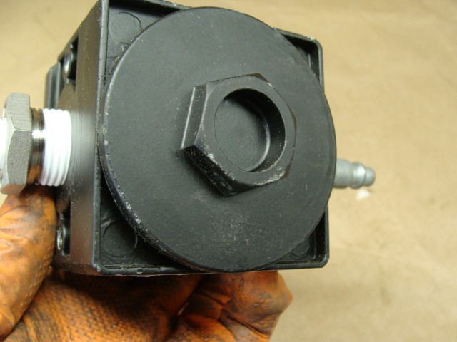 WATTS REGULATOR R105-04C/M1 MAX PRESS 300PSI 3/4″ PORTS