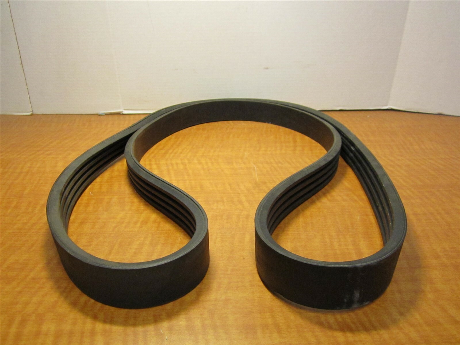 Jason Industrial Uni-Match R3V-1060 Banded Deep-Wedge V-Belt 4 Rib 106″ x 1-5/8″