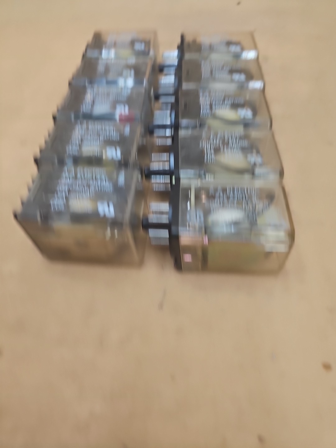 LOT OF 10 AA Electric Relays. AAE-KUP14AL, AAE-A201, AAE-D304, AAE-A201L-0