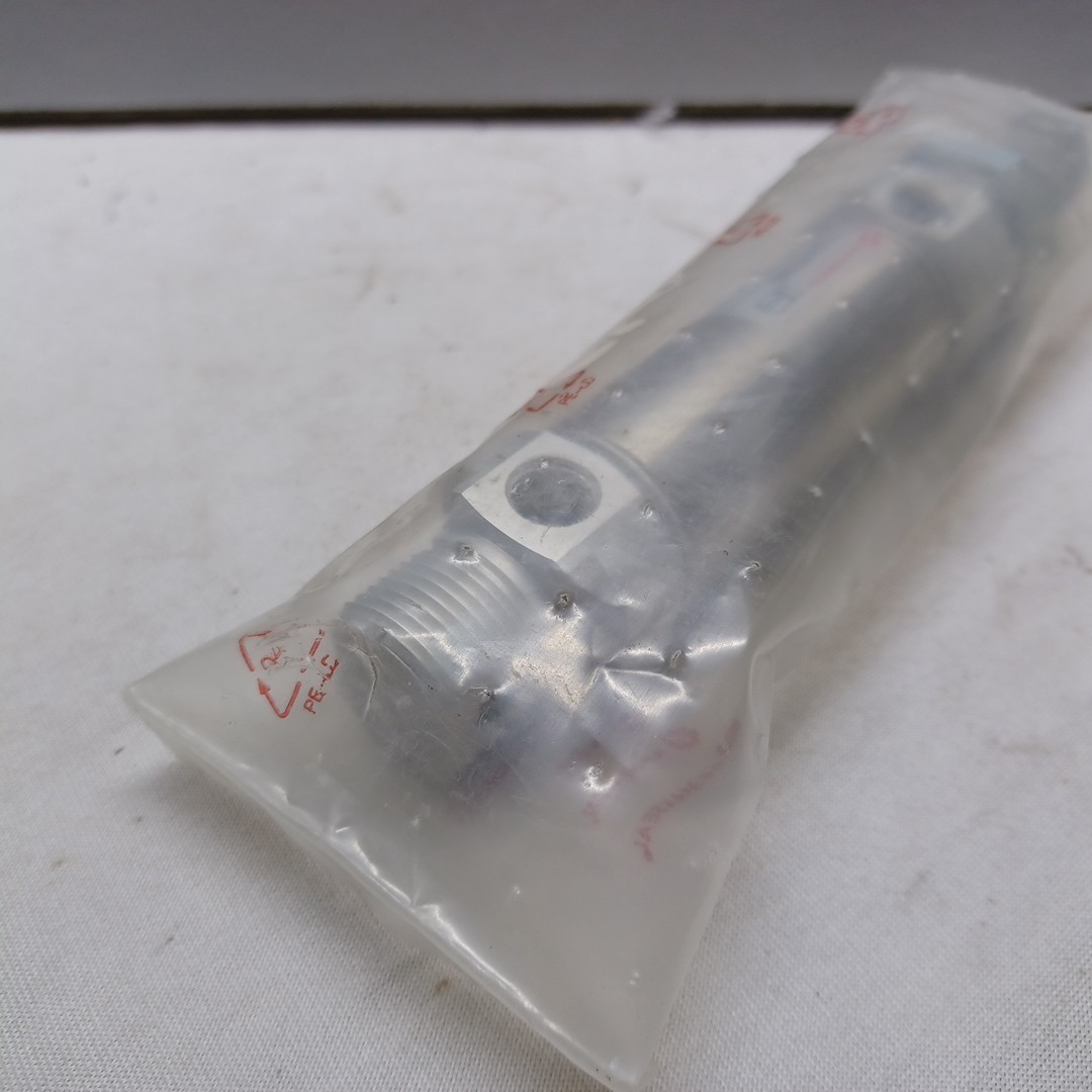 IMI NORGREN RM/8025/M/25 ISO Roundline Double Acting Cylinder – BRAND NEW!