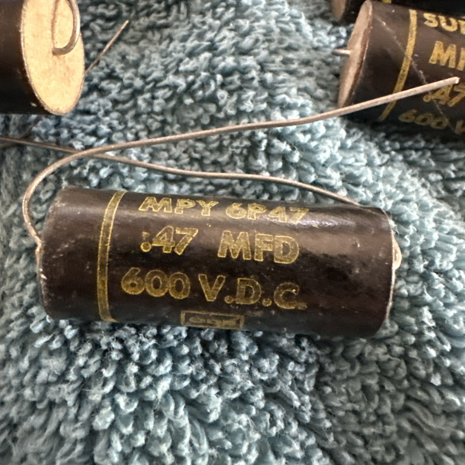 CORNELL-DUBILIER CDE SUPER PUP MPY6P47 CAPACITOR .47MFD 600VDC MYP 6P47 E1