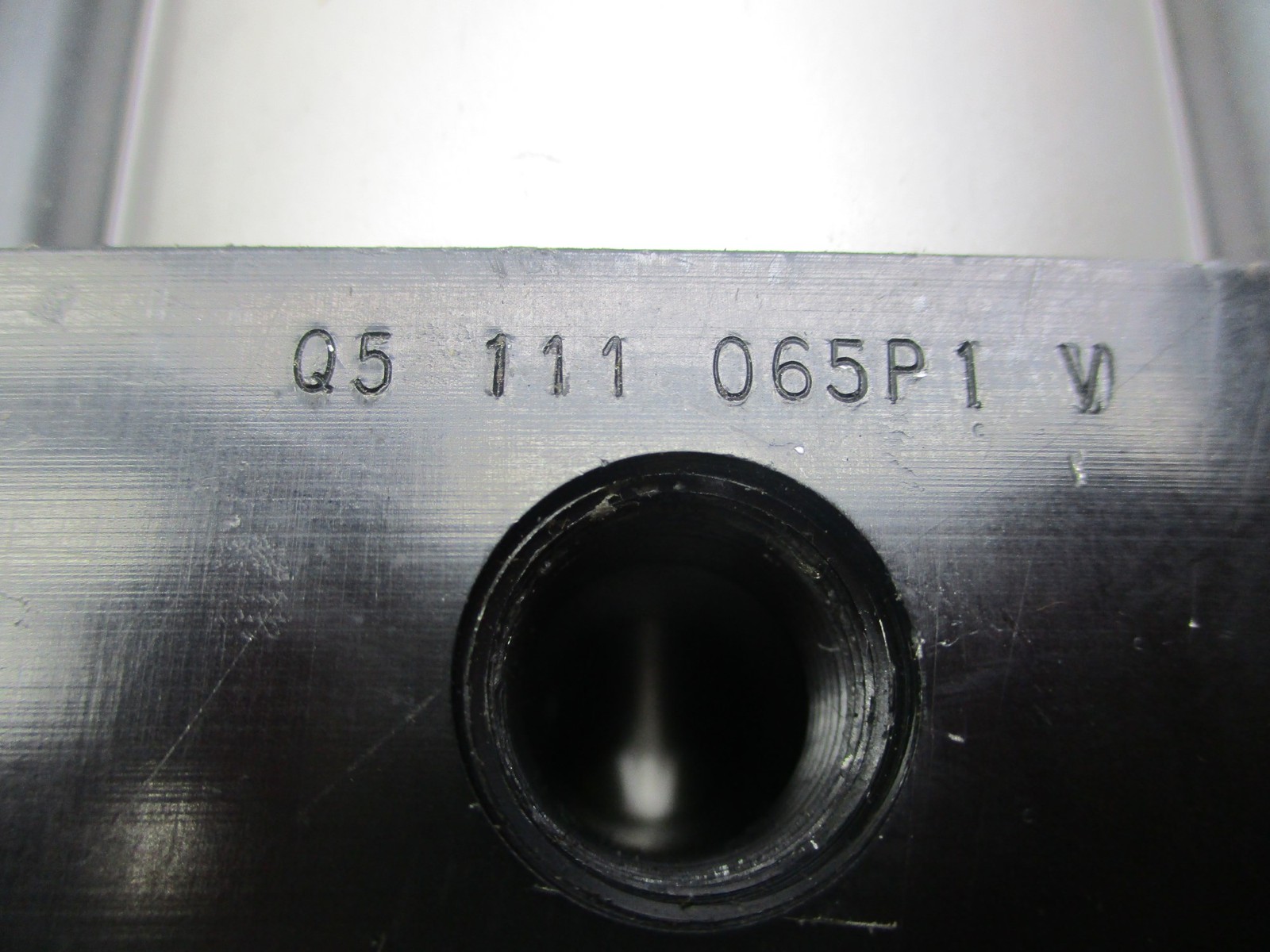 HYDRO-LINE C5F-3.25X3 Q5111065P1 V CYLINDER (AS PICTURED) NSNP