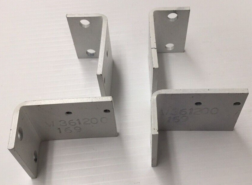 Comau Type W361200169 Angle Bracket 1-9/16″ X 2″ W/1″ Base Length (Pack OF 4)
