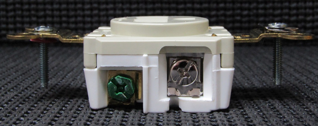 HUBBELL HBL5361I 20A 125V NEMA 5-20R 2P 3W GROUNDING SINGLE RECEPTACLE IVORY