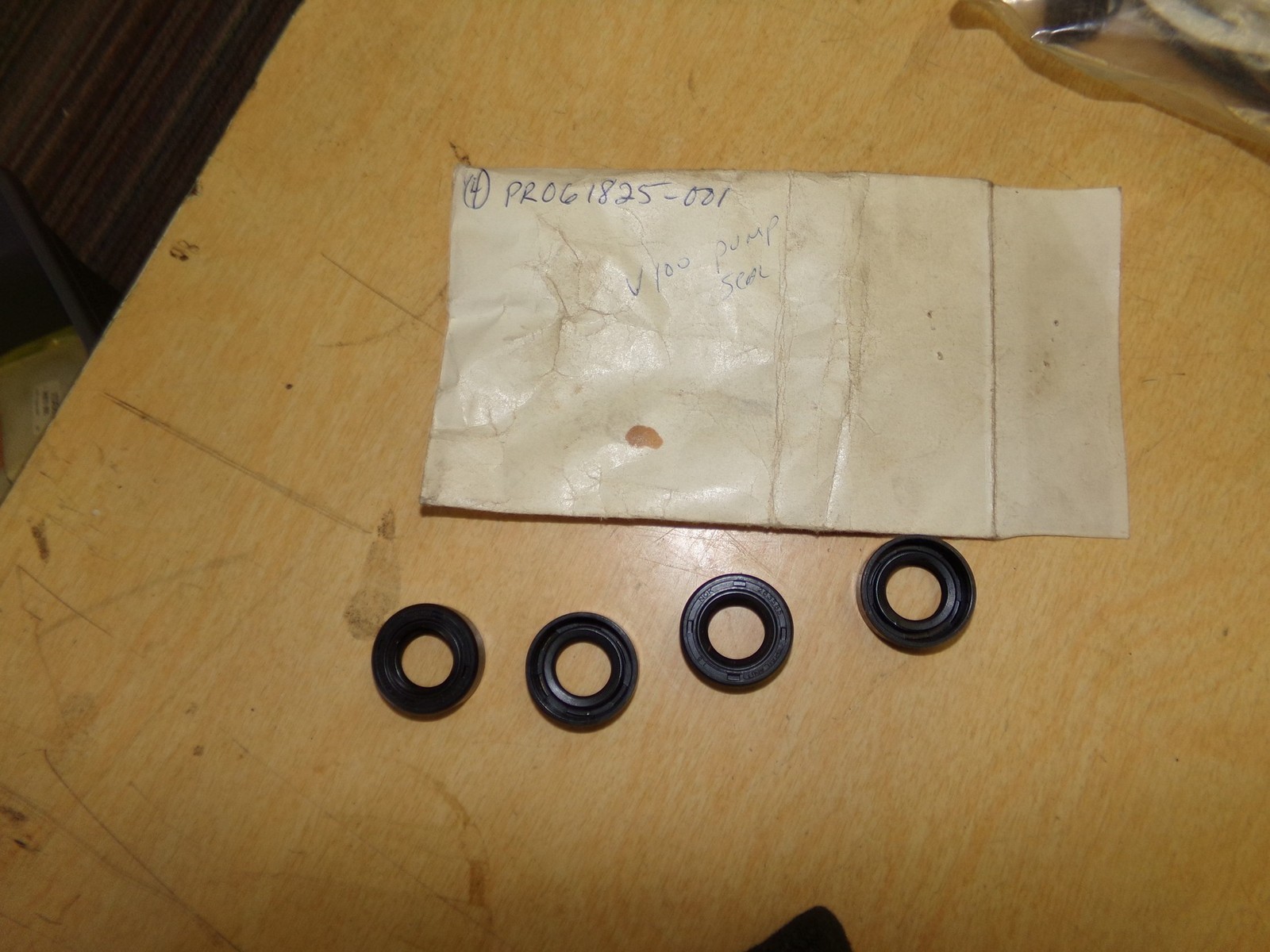 NEW V100 Pump Seal PRO61825-001 Quantity: 4 *FREE SHIPPING*