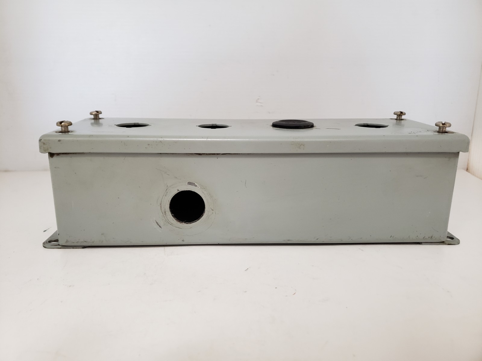 HOFFMAN E4PBG PUSHBUTTON ENCLOSURE 4 HOLE