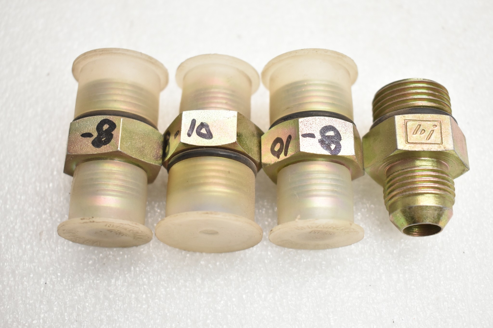 LOT OF (4) 6400-08-10-O-BB Straight Adapter – 1/2″ Male JIC 37° Flare x 5/8″
