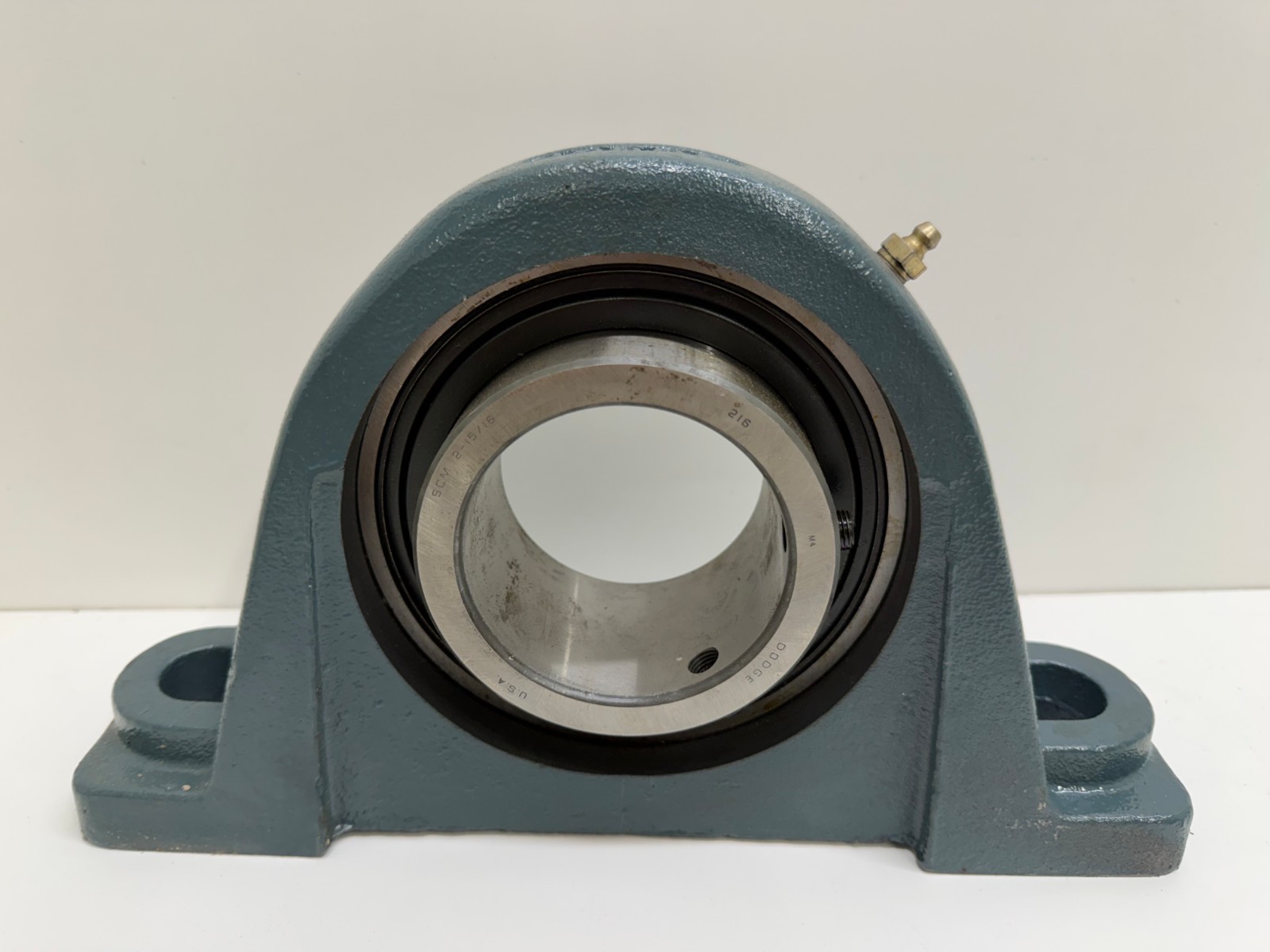 NEW OLD STOCK! DODGE 2-15/16″ BORE PILLOW BLOCK BALL BEARING SCM-2-15/16
