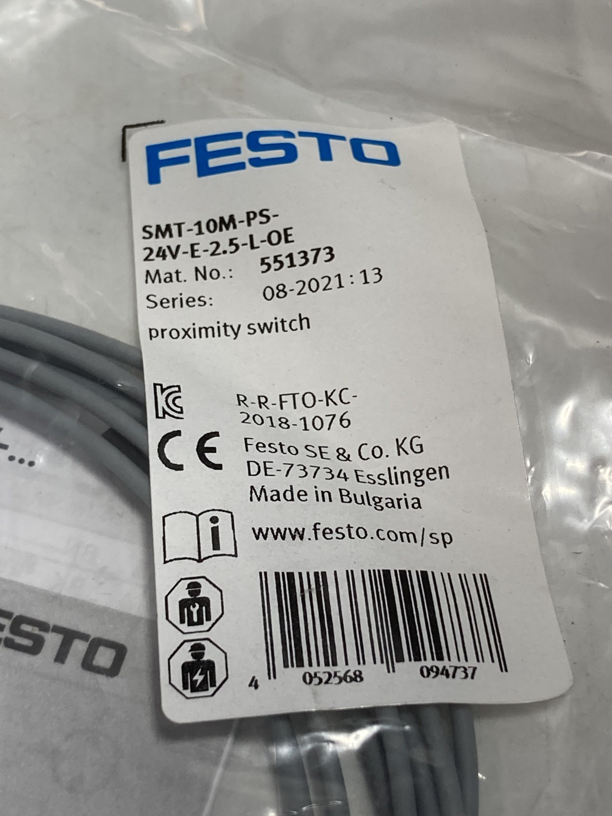 FESTO SMT-10M-PS-24V-E-2.5-L-OE PROXIMITY SWITCH NIB