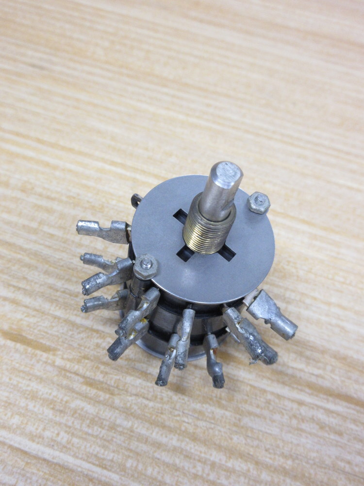 Ohmite 711-6-T2 Potentiometer 7116T2