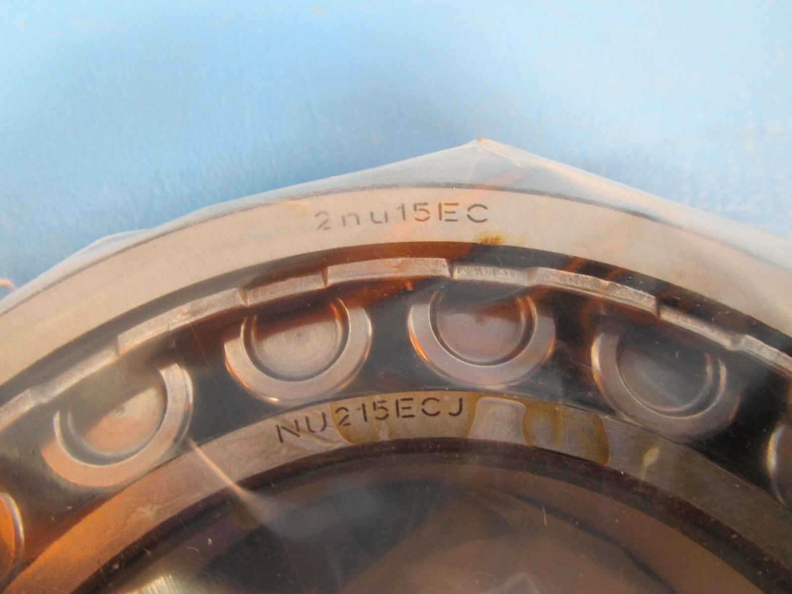SKF NU 215 ECJ Cylindrical Roller Bearing – Single Row, 75 mm ID x 130 mm OD x 2