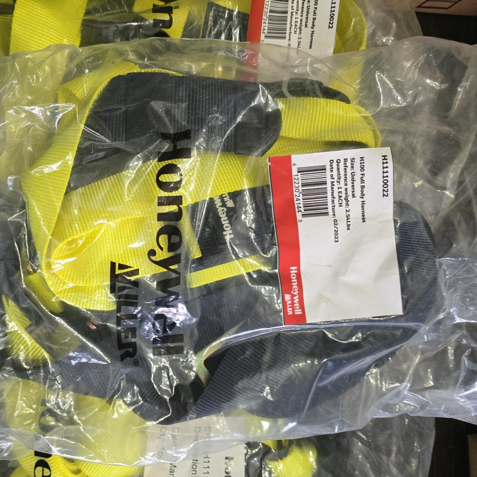 5 Honeywell Miller H100 Full Body Safety Harnesses – L/XL – H11110022 – New