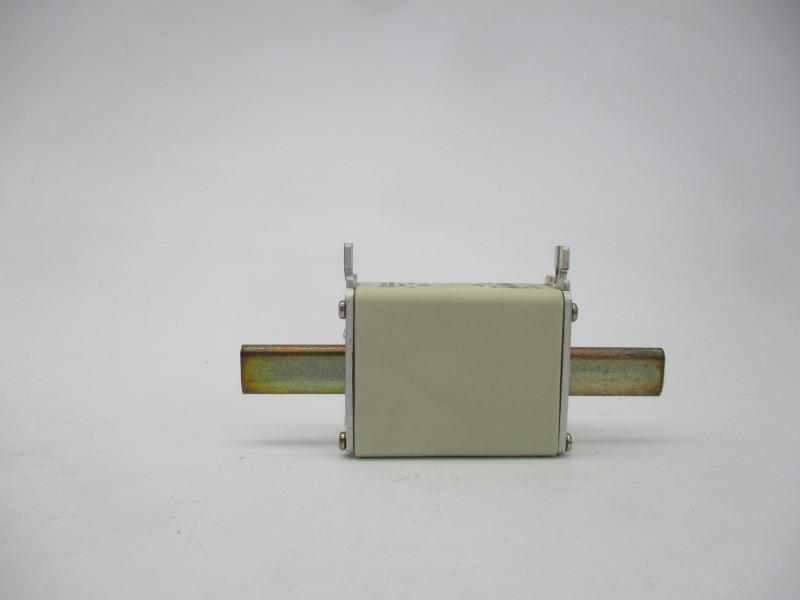 FERRAZ SHAWMUT NH0-63A 1B055 500V 63A (PKG OF 3) NSMP