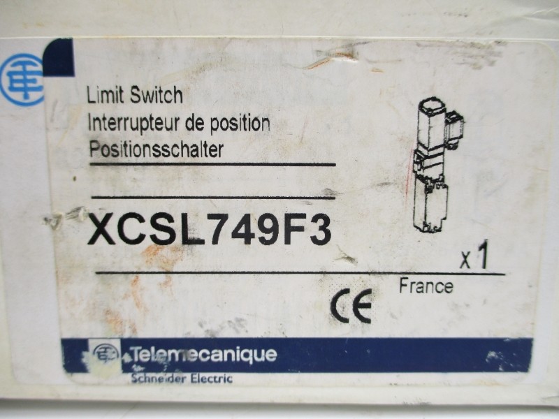 TELEMECANIQUE XCSL749F3 110/240VAC 3A NSMP