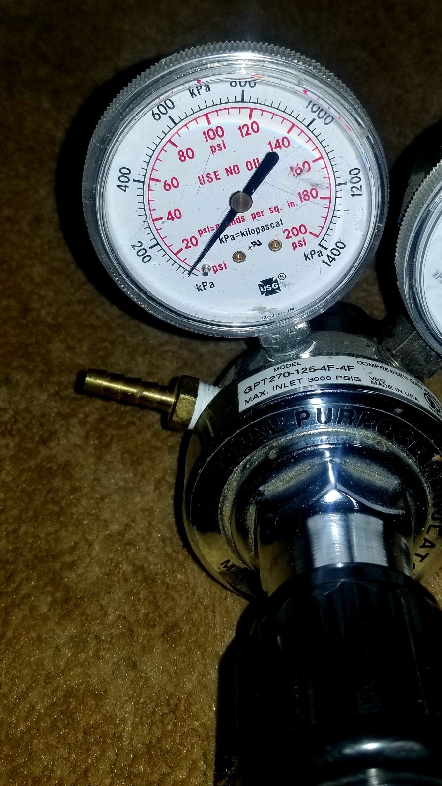 LIQUIDE General Purpose Compressed Gas Air Regulator With Gages GPT270-125-4F-4F