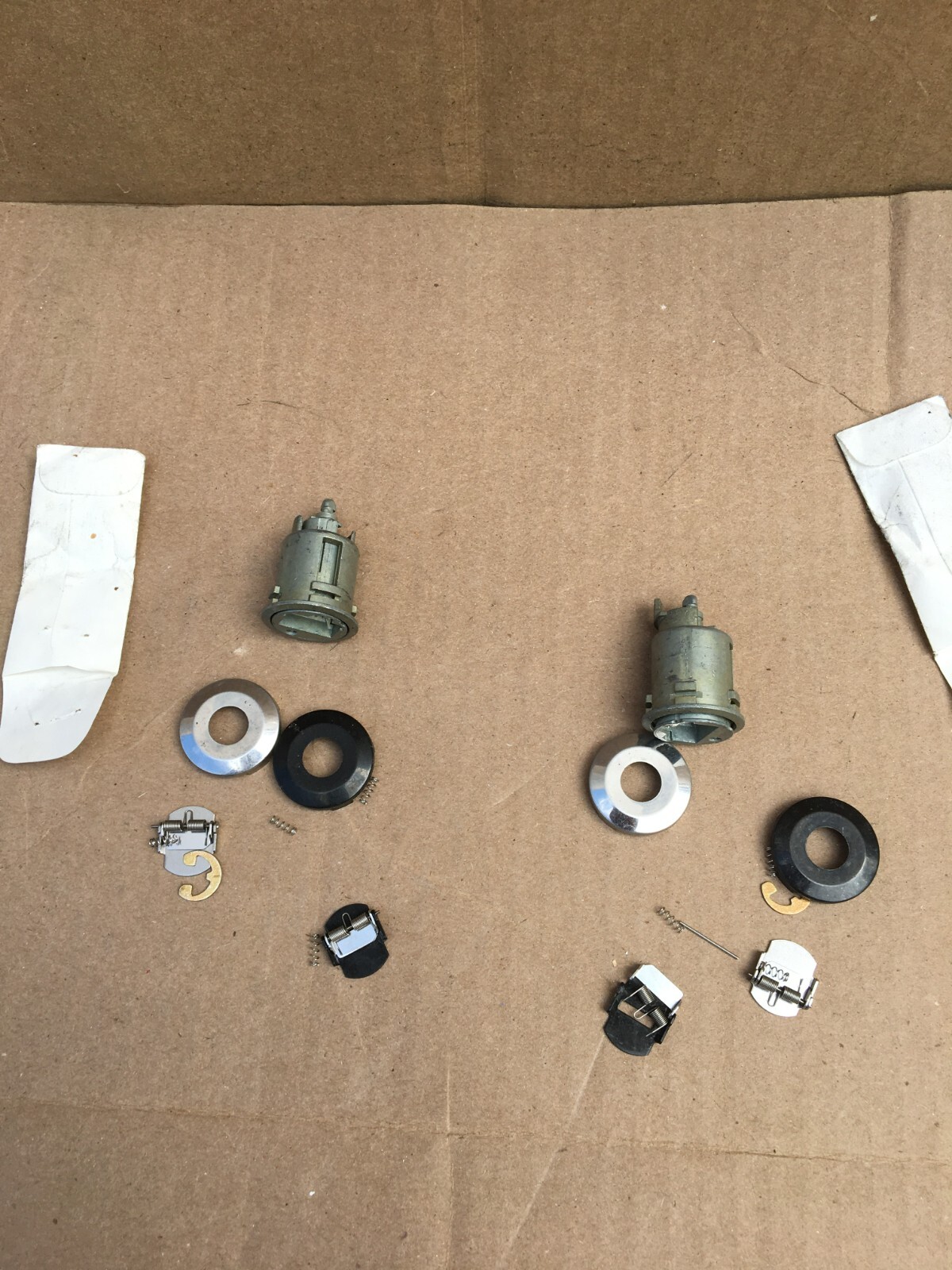 Ignition lock repair kits, unknow ford, (LOT OF 2)