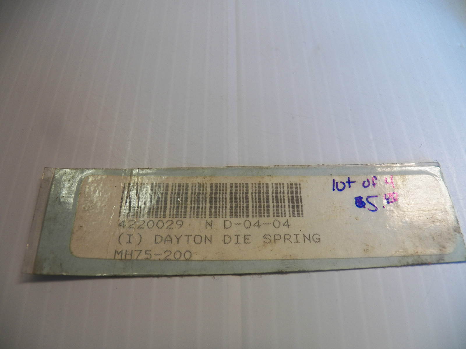 NEW LOT OF 4 DAYTON DIE SPRING MH75-200 MH75200