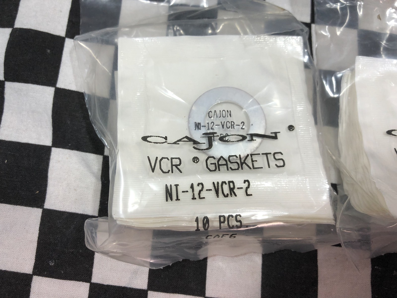 LOT OF 30, CAJON Nickel VCR Face Seal Fitting 3/4″, NI-12-VCR-2, #1175P6