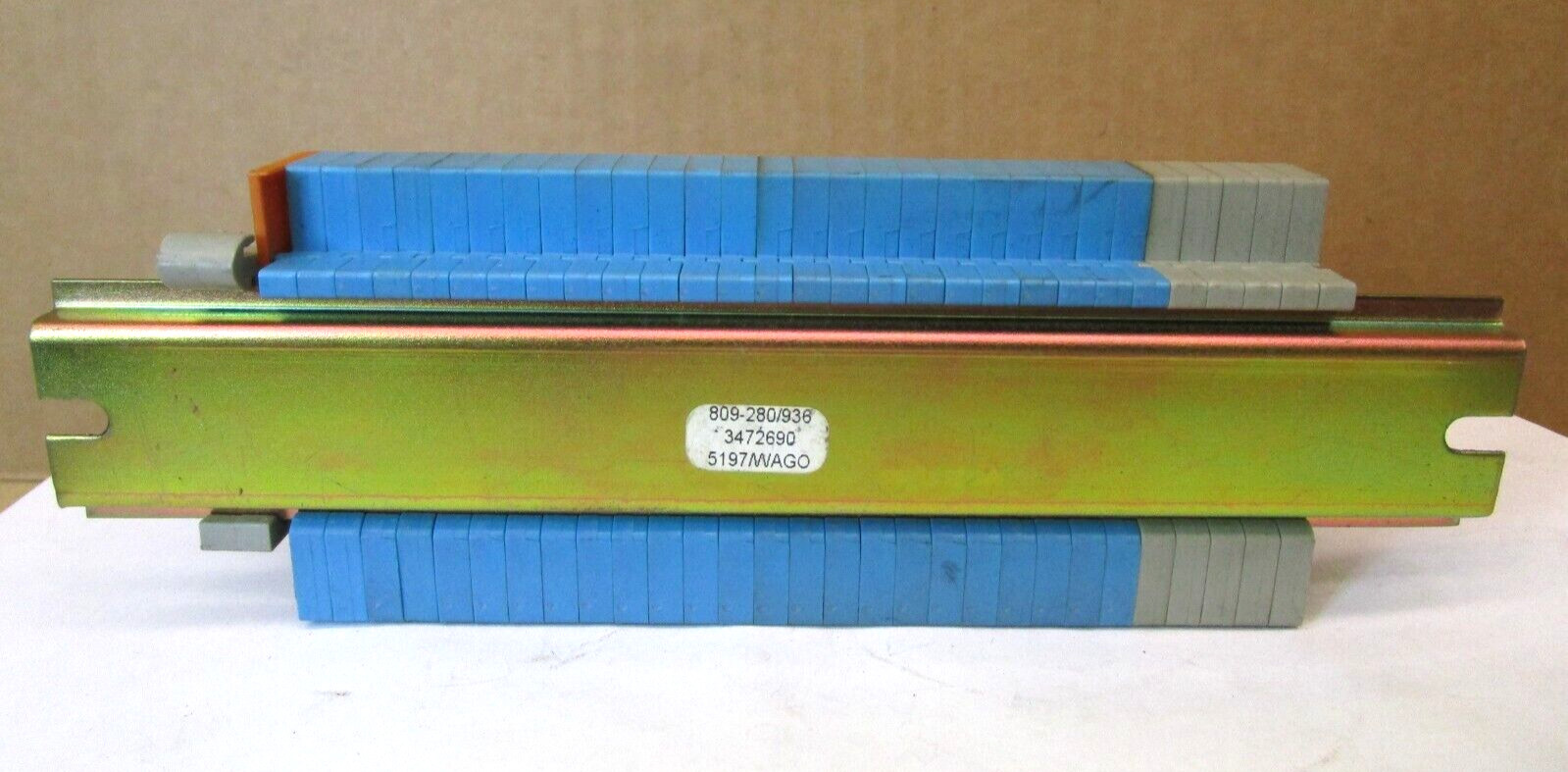 WAGO 249 WAGO 280 Blue x 24 Pcs WAGO 280 Gray x 5 Pcs w/ Rail 947-7-1 47075LR