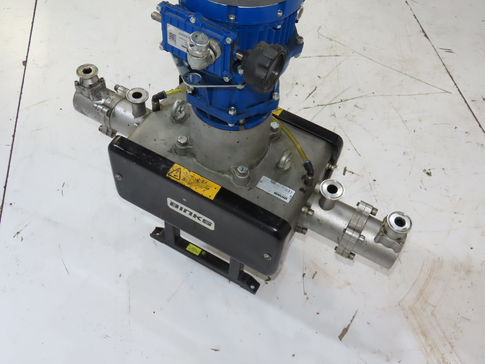 Binks 104018-PKG E2-15 Smart Pump 1HP 3Ph 1″ Ports