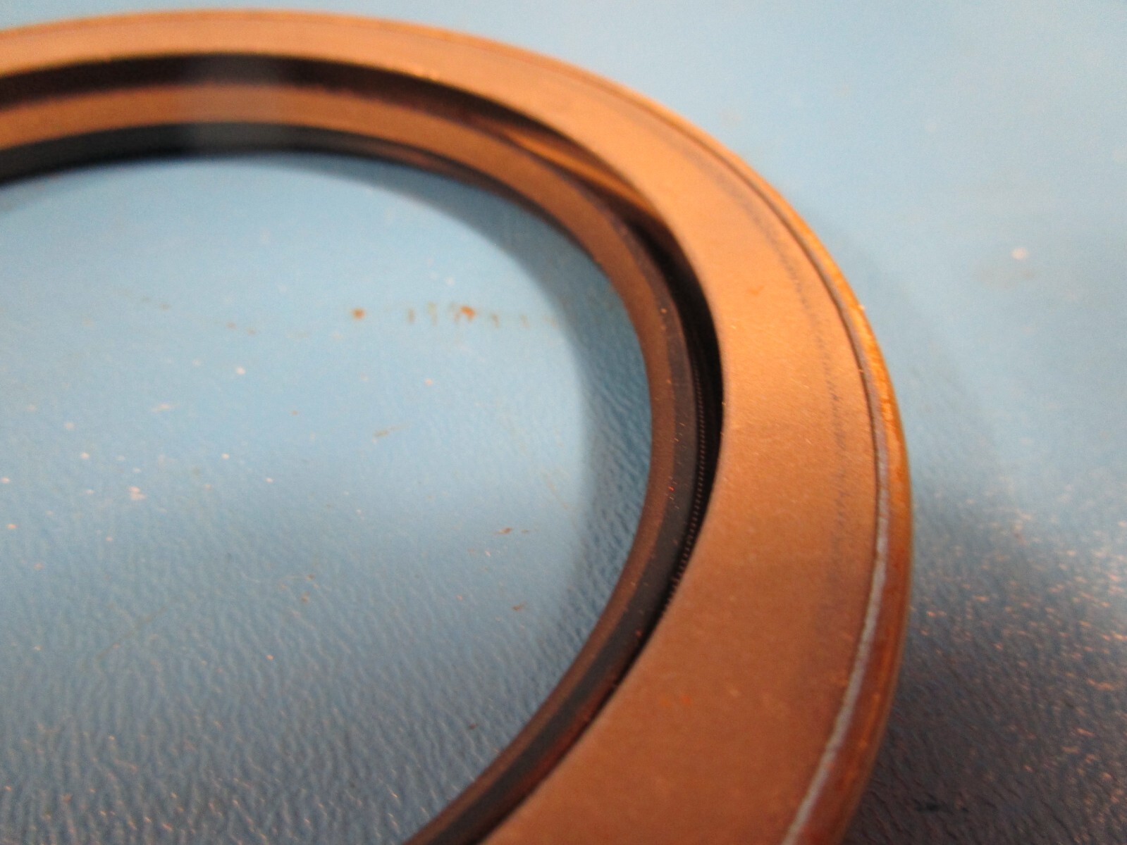 NATIONAL 453182, Nitrile Oil Seal, 3″ Shaft Dia., 4.004″ OD, 0.437″ Overall W