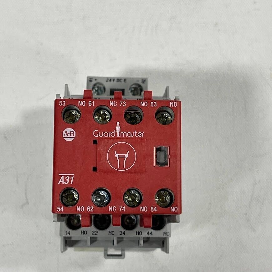 Allen Bradley 700S-CF620EJC Safety Control Relay 24VDC Operating voltage