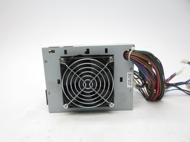 ASTEC AA21720 S26113-E448-V30 100-127/200-240V 8.0/4.0A NSNP