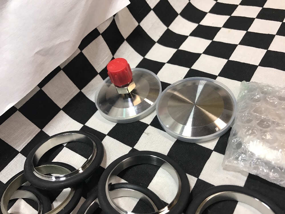 MDC VACUUM NW40 Blank Cap, NW40 to 1/4″, CENTERING RING, BIG LOT #136AF