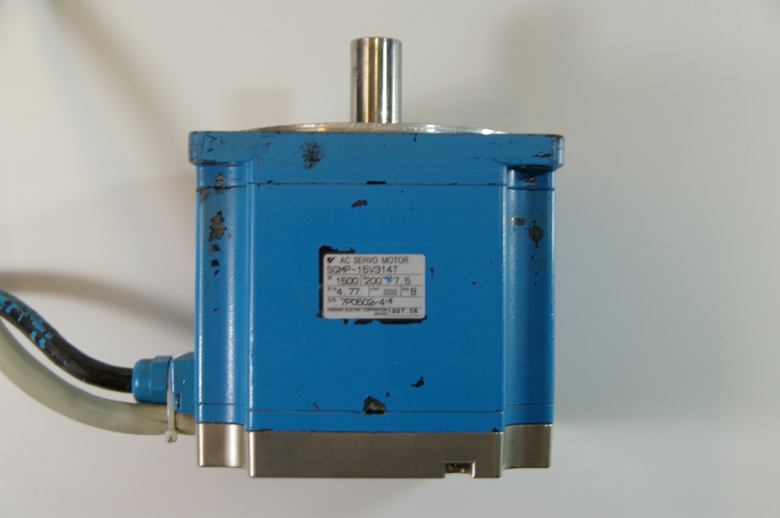 Yaskawa SGMP-15V314T Servo Motor