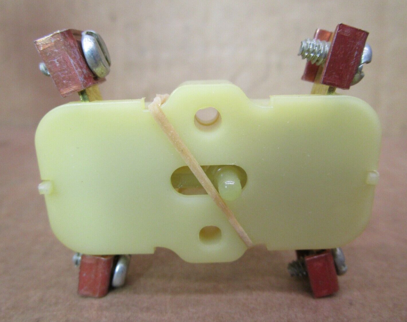 Ward Leonard 5M65L N.O.-N.C. Low Power Auxiliary Contact Assembly 50997LR