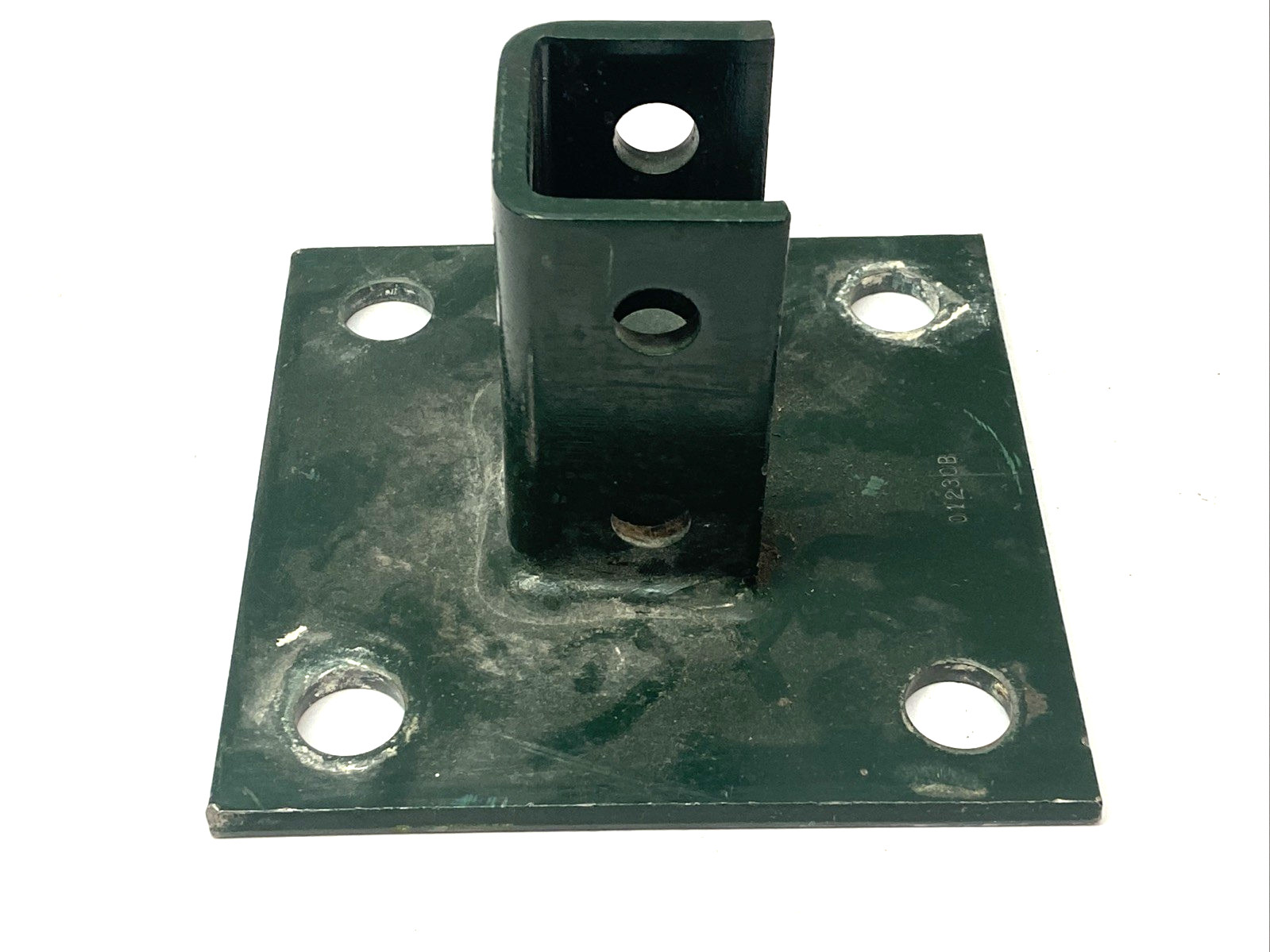Eaton B280SQ Square Post Base Green 6″ x 6″ x 3 1/2″ Fits B22 1 5/8″