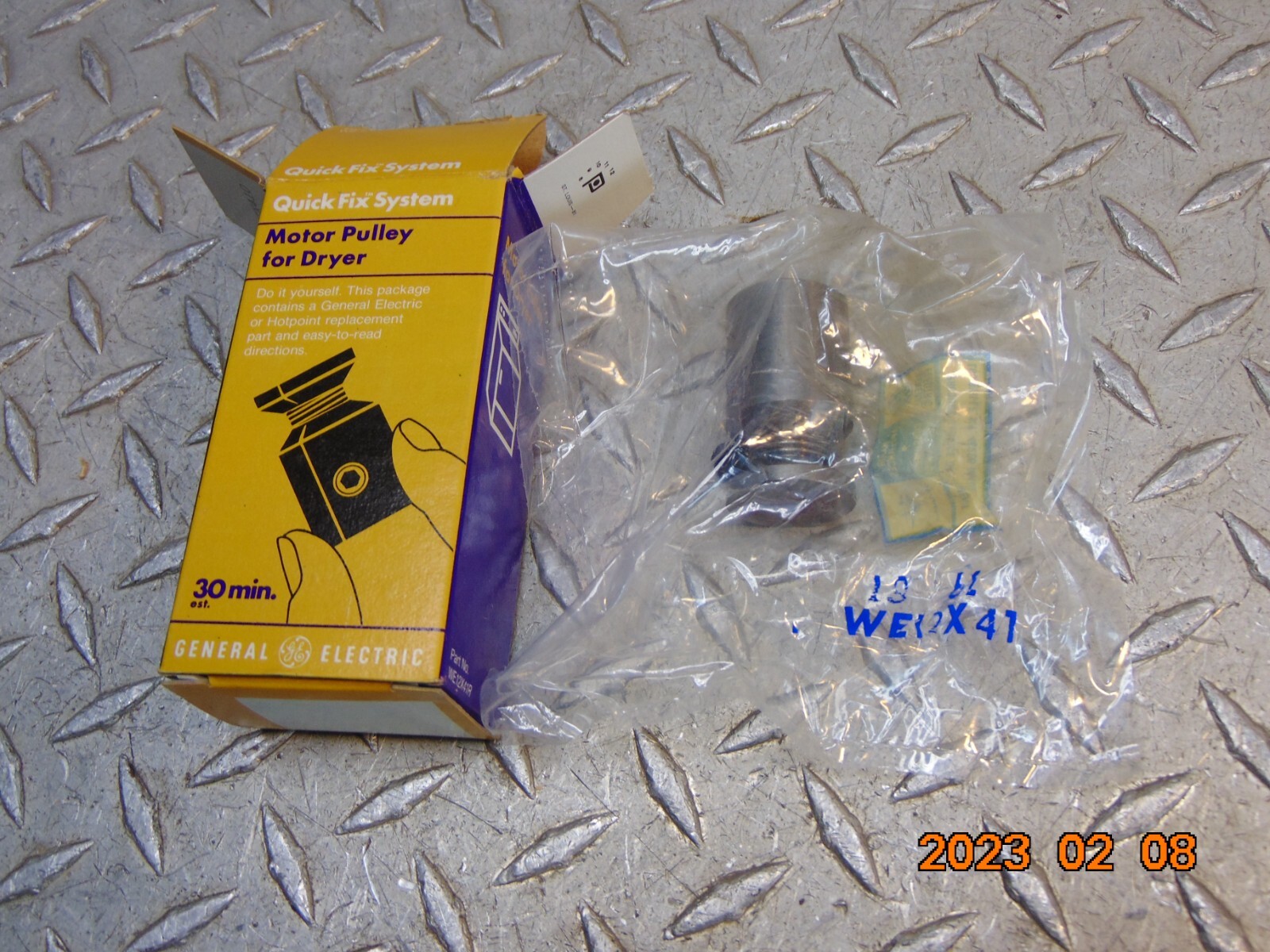 GE WE12X41R MOTOR PULLEY for DRYER