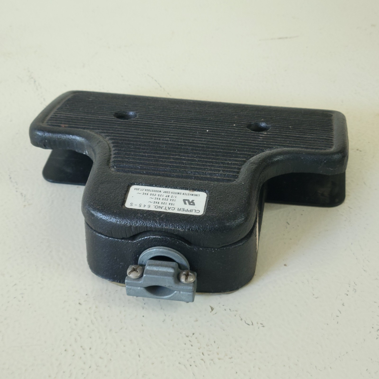 Linemaster Clipper Foot Switch Model 642-S