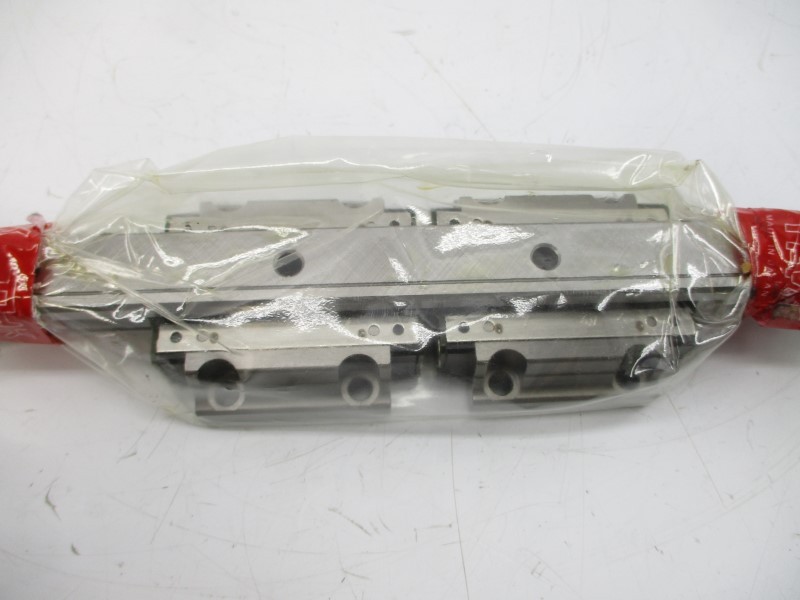 THK YN7F79 SR20TB2SSC1+640L-II NSMP
