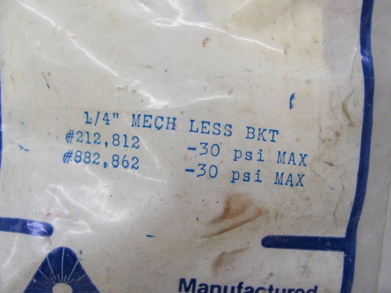 ARMSTRONG MACHINE WORKS 1/4″ MECH LESS BKT NEW SEALED!!!