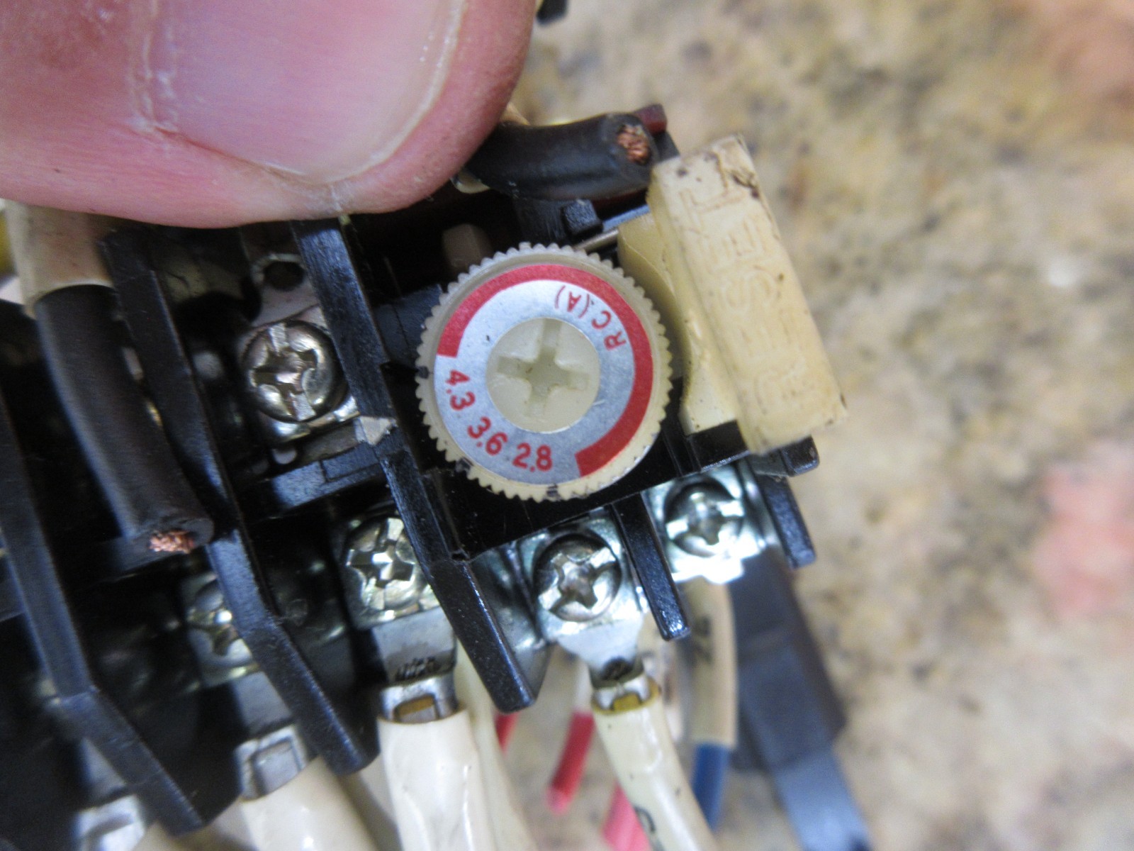 TOSHIBA C-10V R-11T MAGNETIC CONTACTOR EACH 1