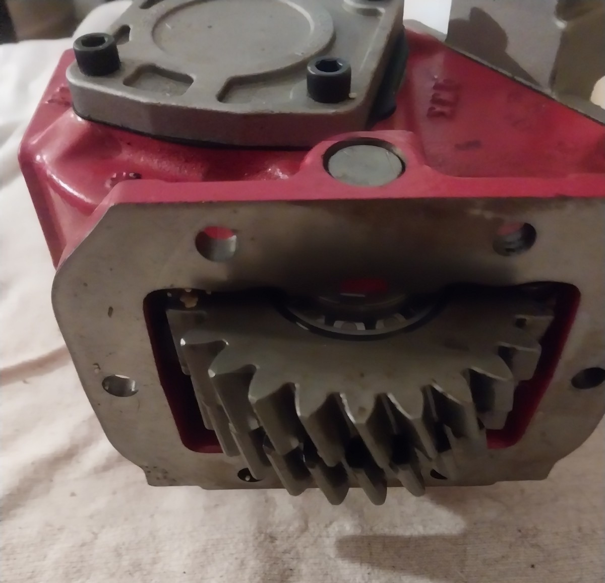 NEW, Chelsea Parker Hannifin Six Bolt Two Gear 442 Series PTO 442ZUJUXA3XK